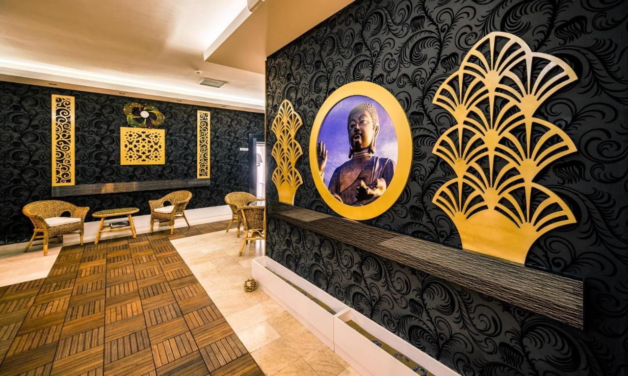 Vuni Palace Luxury Resort & Beach & Casino Kyrenia  Exterior photo